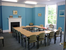 Blue seinar room Kennaway House